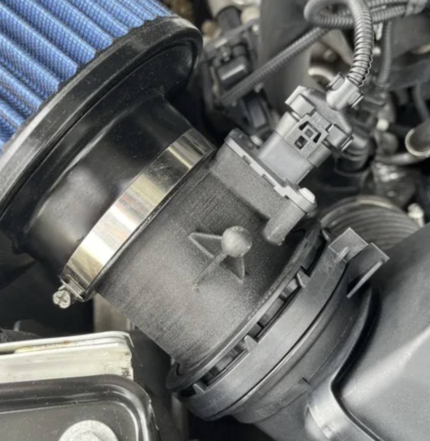 Adattatore Airbox per Filtro a Cono Ø85 mm – Motore BMW B48 (Serie F)